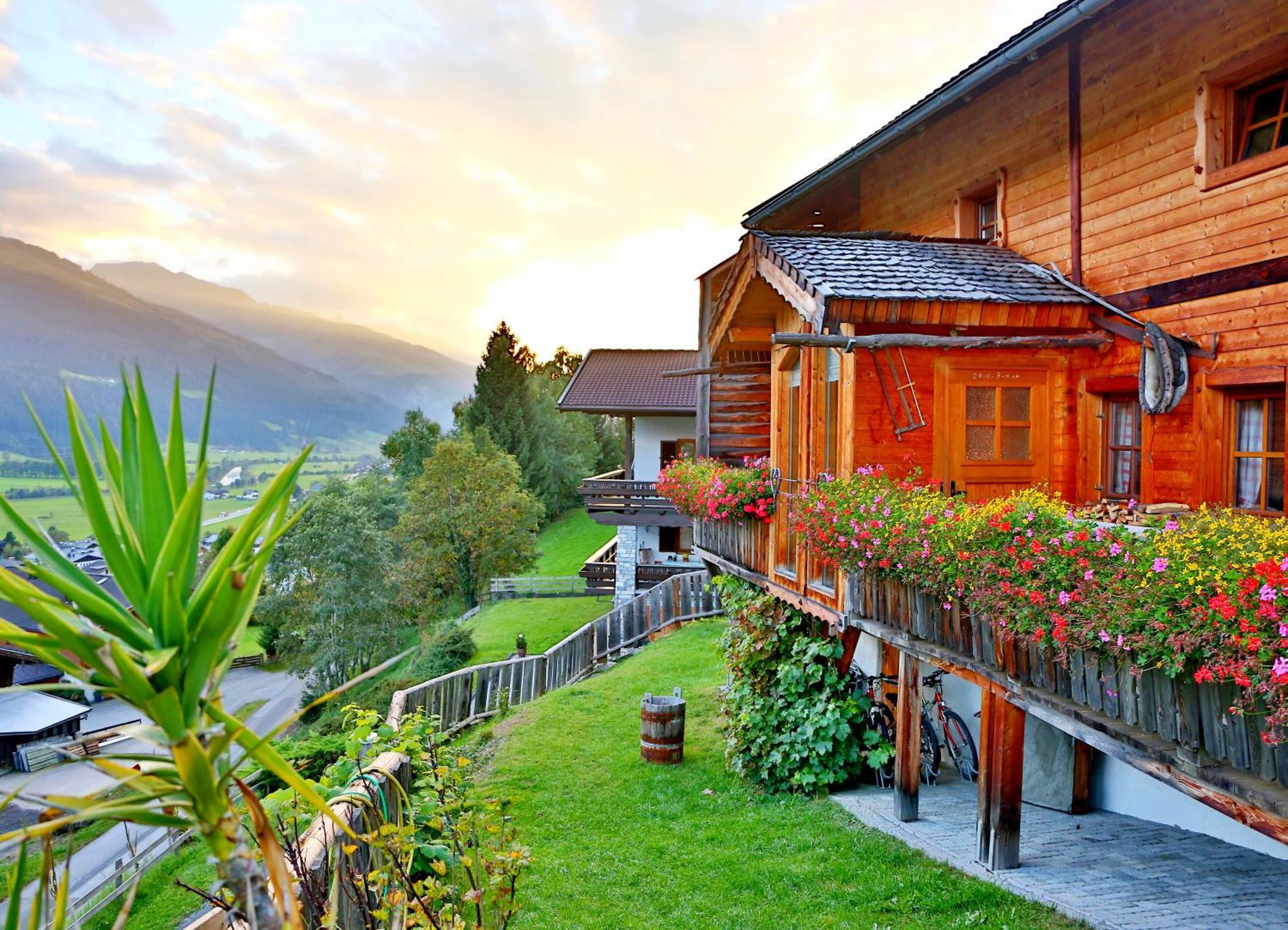 Panorama Ferienhaus Ematberg Mit Bergblick Und Sauna ニーダーンジル エクステリア 写真